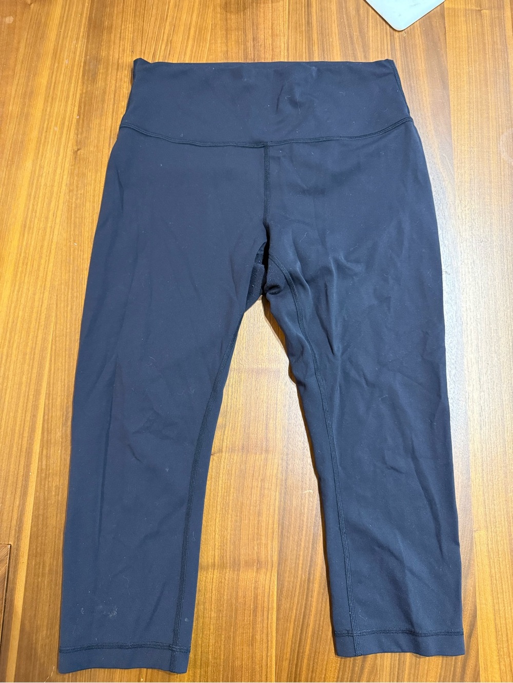 Lululemon Black capri leggings